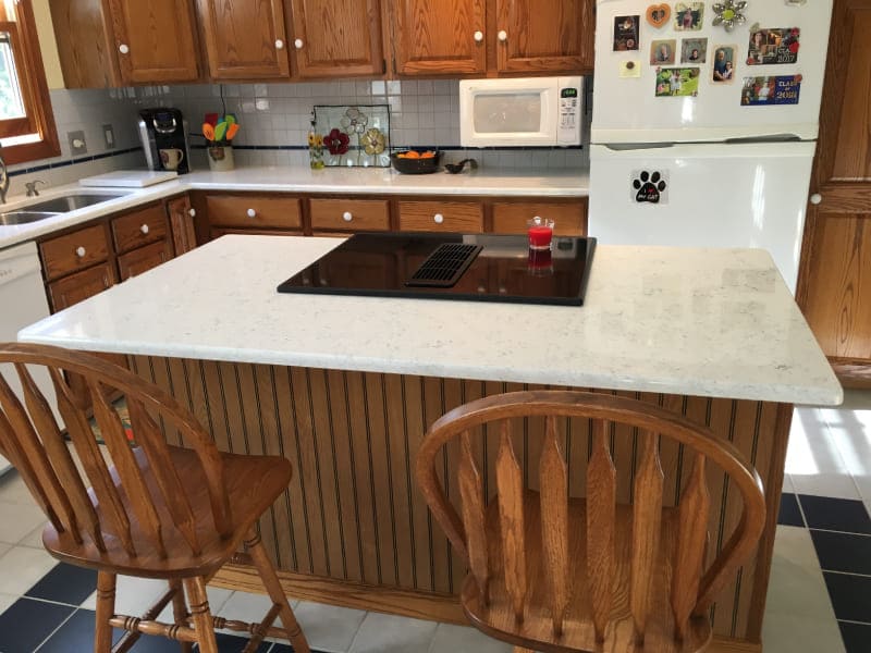 Countertop heated with radiant heating