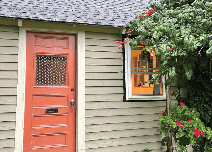 She Shed backyard living space