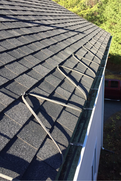 pipe freeze cable on roof